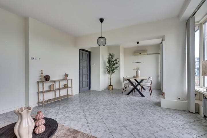 Appartement te koop: Burgemeester Jansenlaan 237, Zwijndrecht