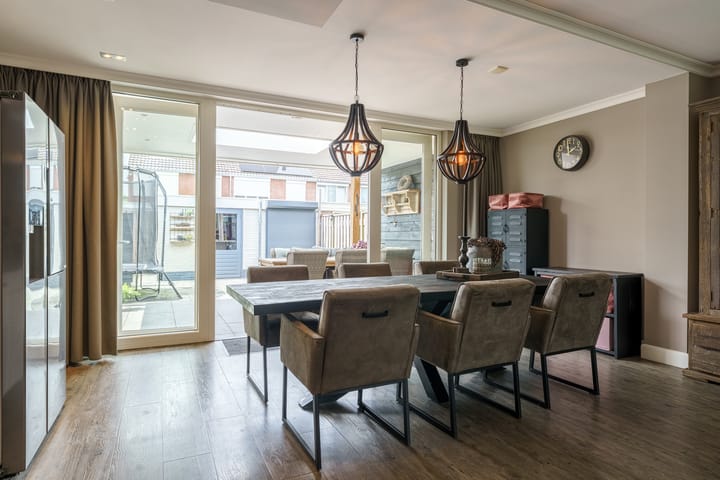 Photo 2 of Fitisstraat 9