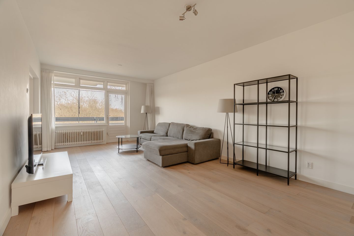Photo 1 of Bolestein 266