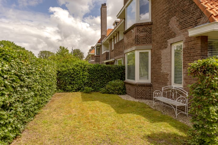 Photo 3 of Laan van Poot 276