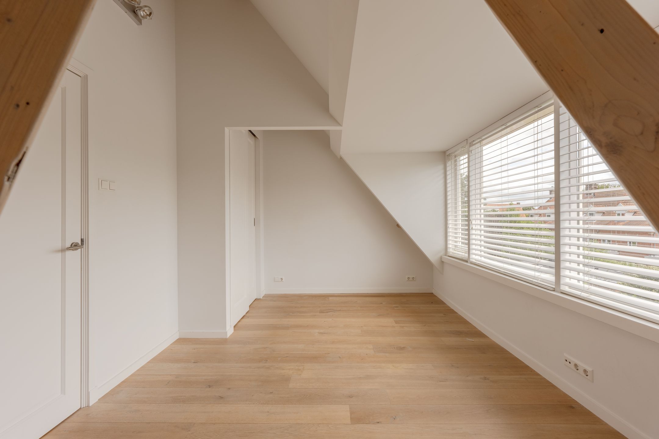 Photo 45 of Laan van Poot 276