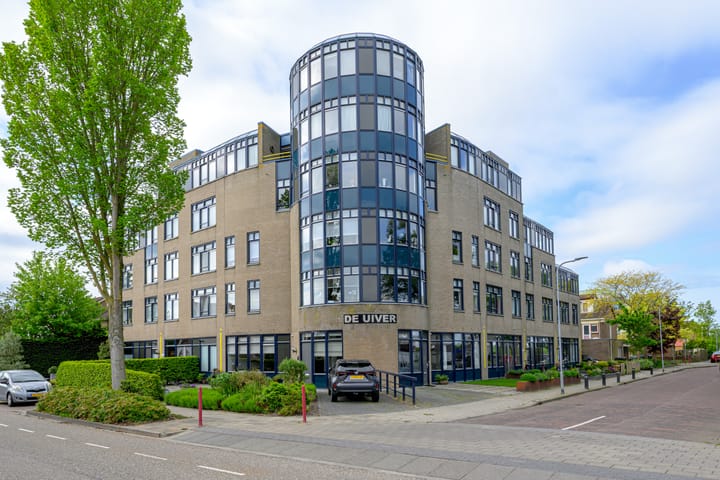 Photo 3 of Uiverstraat 2-B
