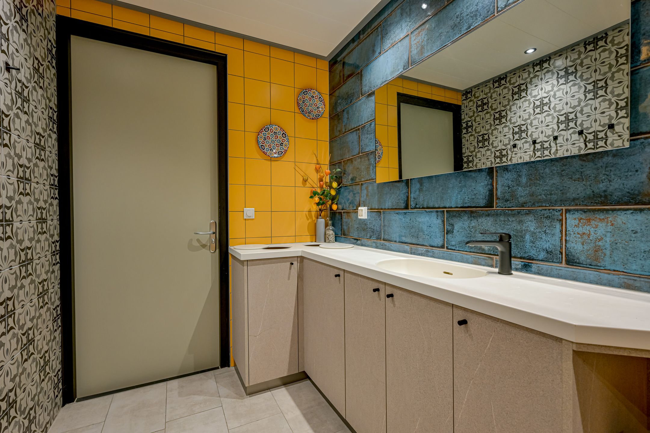 Photo 27 of Uiverstraat 2-B