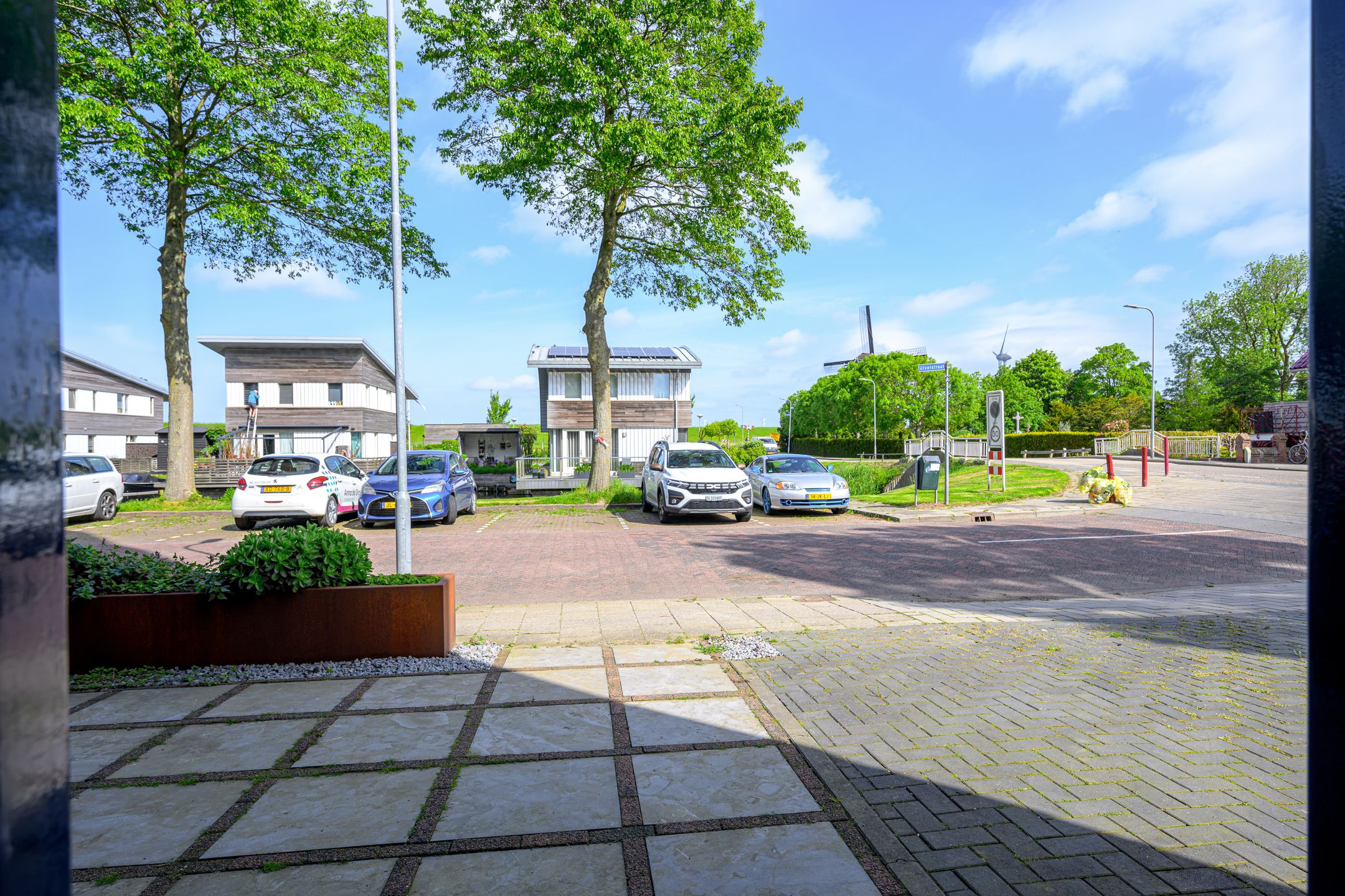 Photo 30 of Uiverstraat 2-B