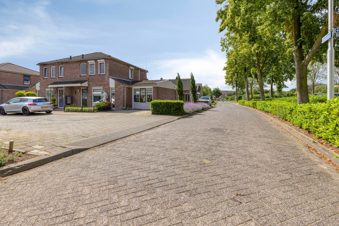 Foto 41 van Zalm 32