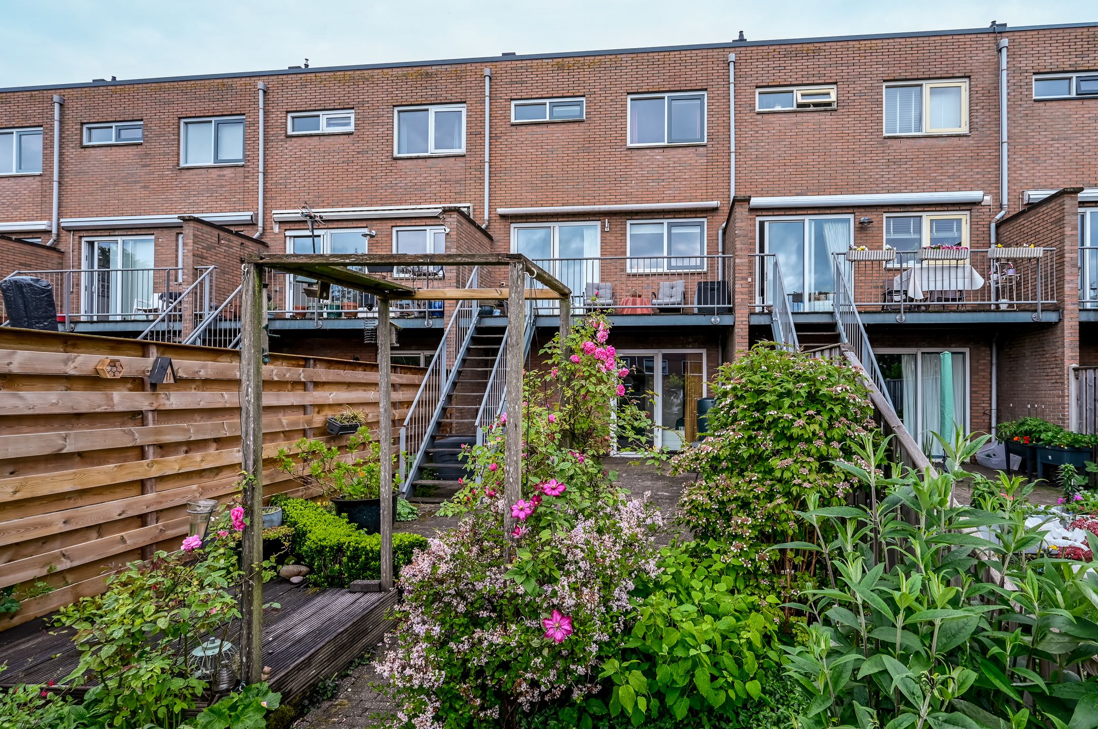 Waterfront Living with Panoramic Markermeer Views — 42