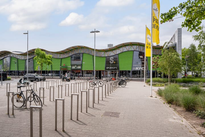 Appartement te koop: Cor Kieboomplein 131, Rotterdam