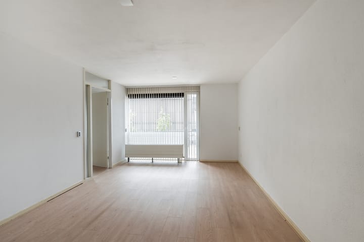 Appartement te koop: Cor Kieboomplein 131, Rotterdam