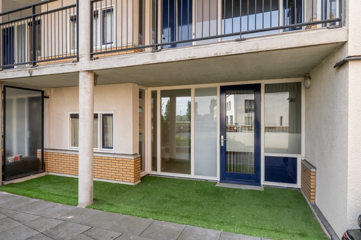 Appartement te koop: Cor Kieboomplein 131, Rotterdam