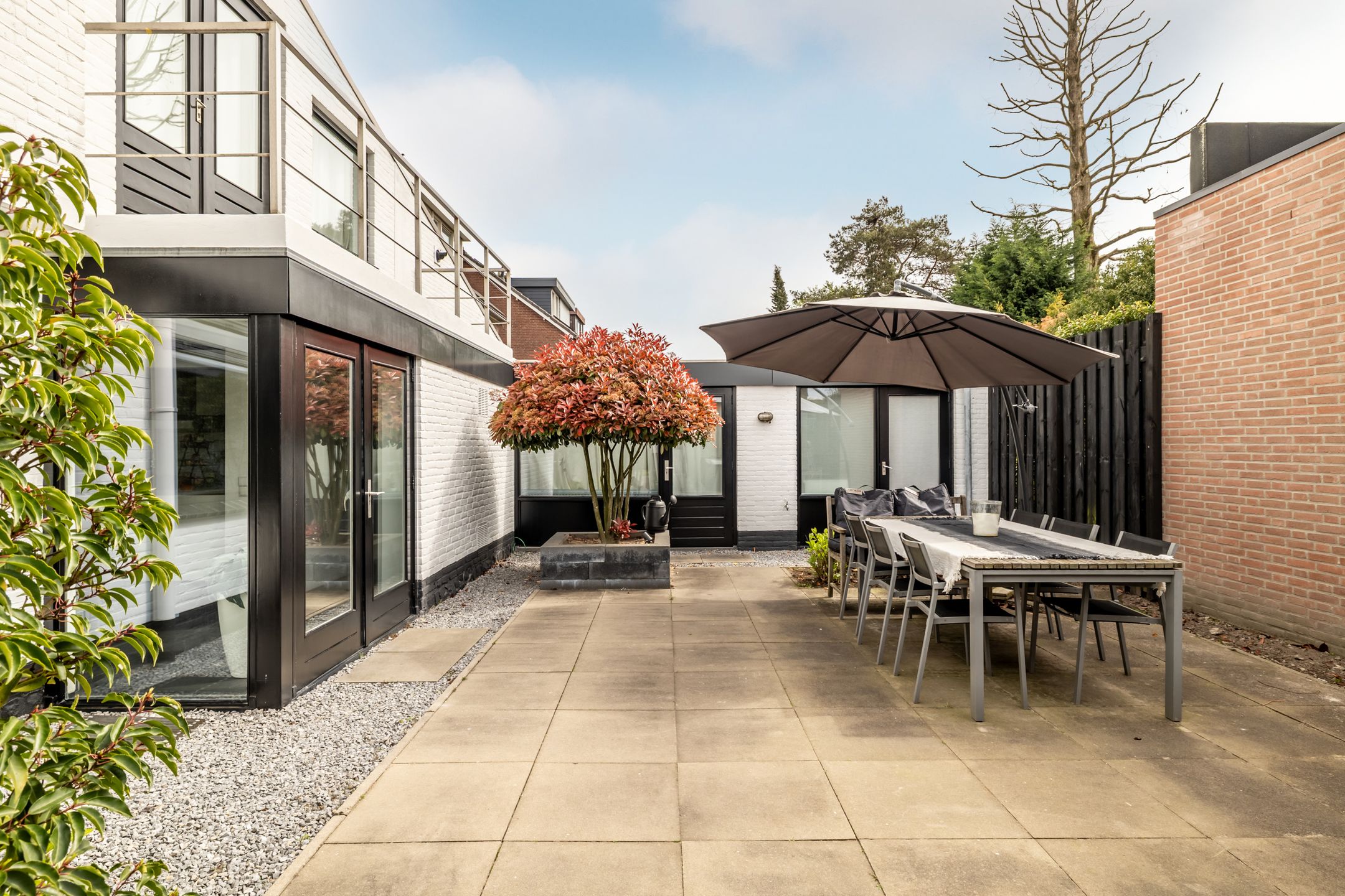 Spacious Detached Villa with Ground Floor Bedrooms Near Ulvenhoutse Bos — 42