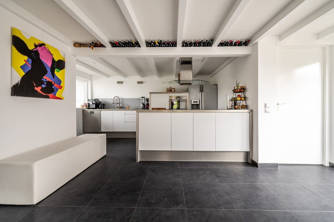 Spacious Detached Villa with Ground Floor Bedrooms Near Ulvenhoutse Bos — 11