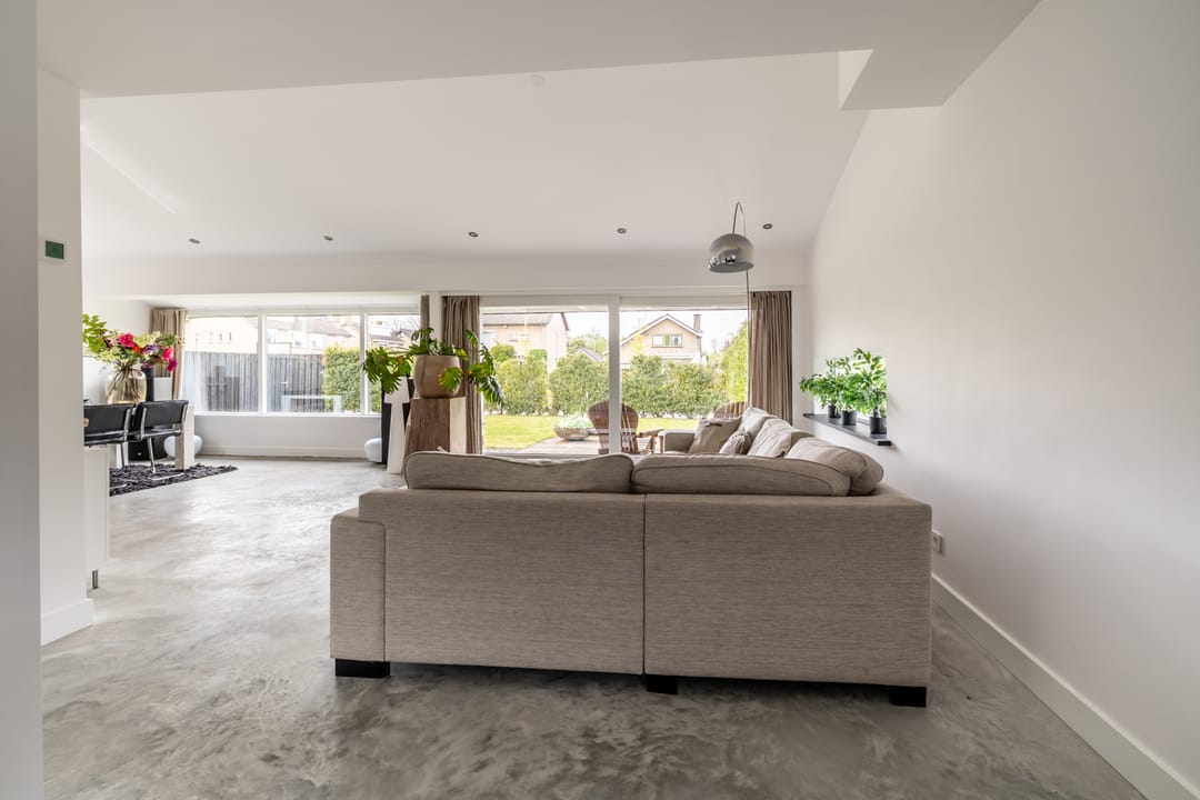 Spacious Detached Villa with Ground Floor Bedrooms Near Ulvenhoutse Bos — 22