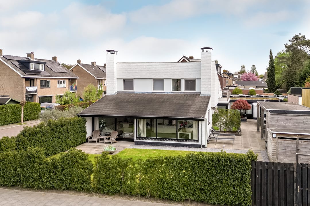 Spacious Detached Villa with Ground Floor Bedrooms Near Ulvenhoutse Bos — 7