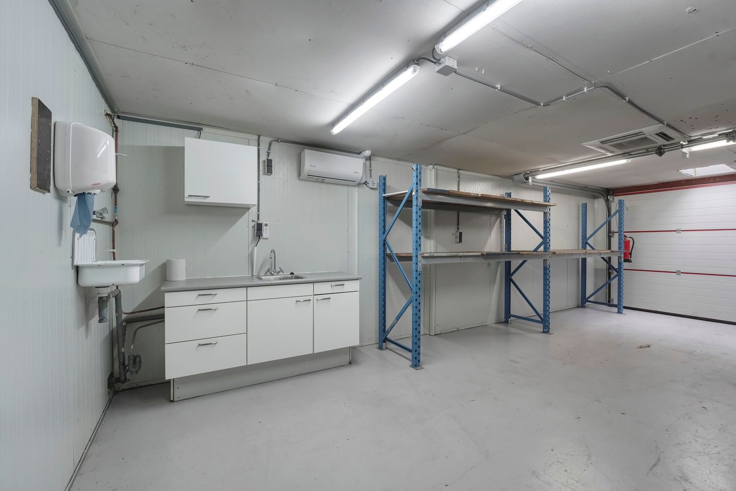 Bekijk foto 4 van Lijnbaanstraat 17