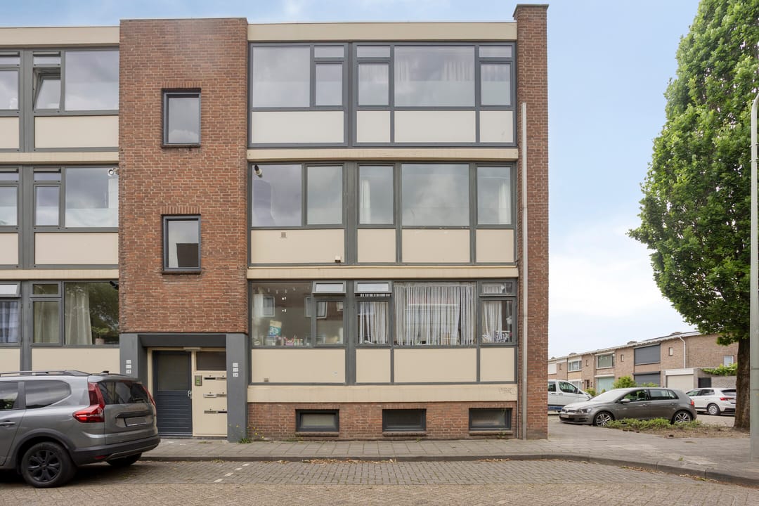 Foto 1 van Pastoor Vissersstraat 22