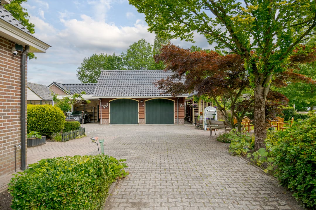 Photo 56 of Schoolstraat 1-A