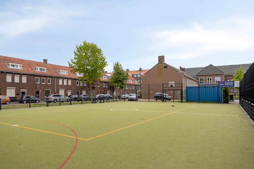 Spacious Family Home with 6 Bedrooms and Energy Label A in 's-Hertogenbosch — 26