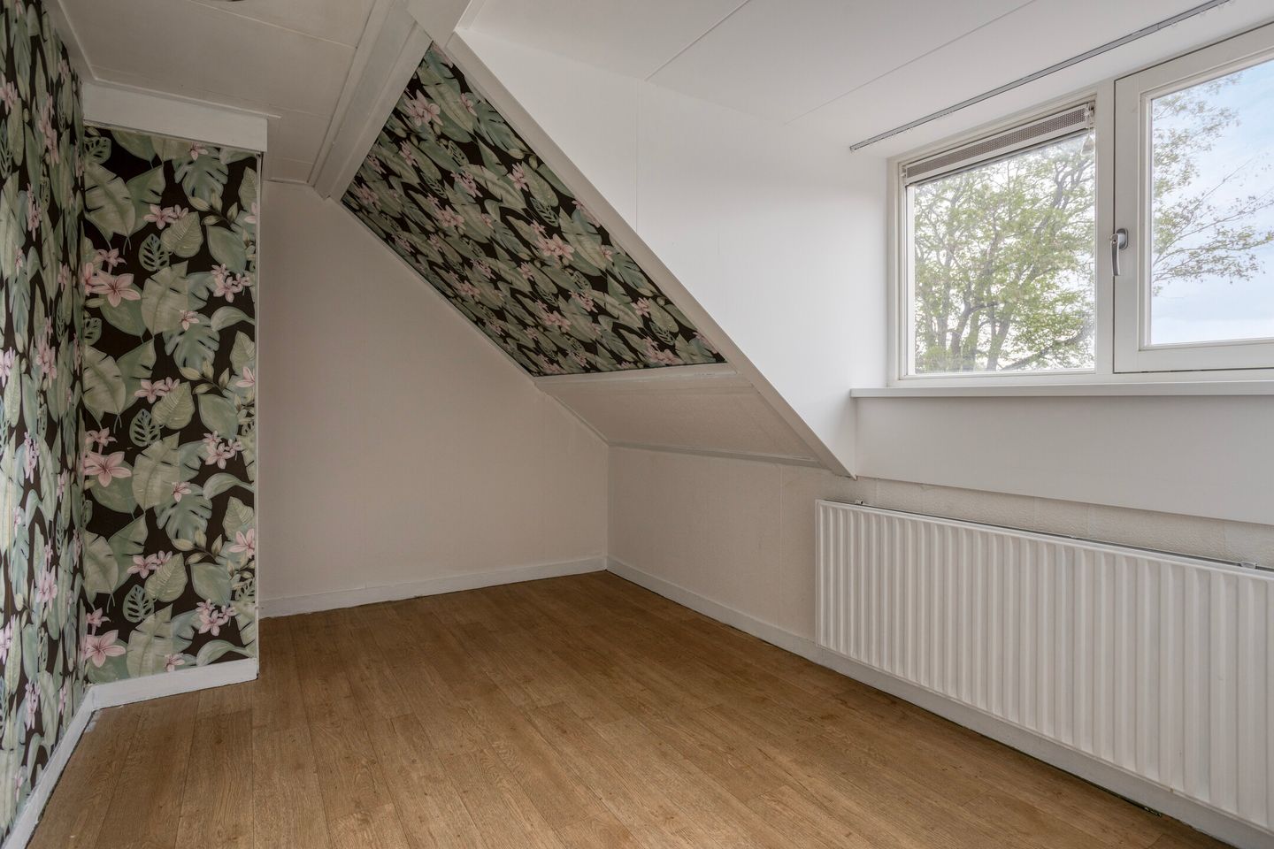 Spacious Family Home with 6 Bedrooms and Energy Label A in 's-Hertogenbosch — 20
