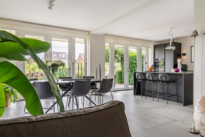 Photo 4 of Loek van Ierselstraat 49