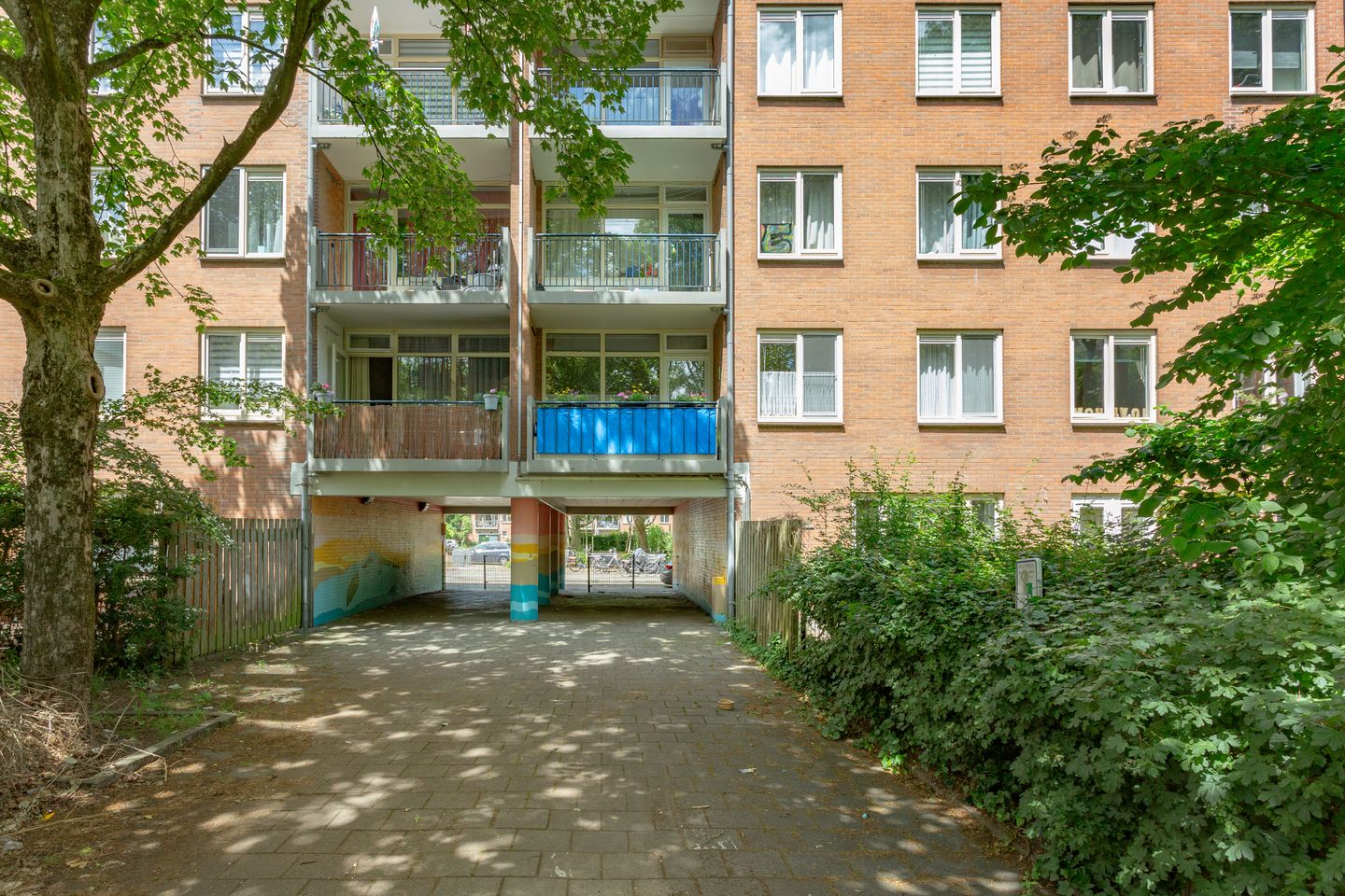 Foto 40 van Den Helderstraat 86