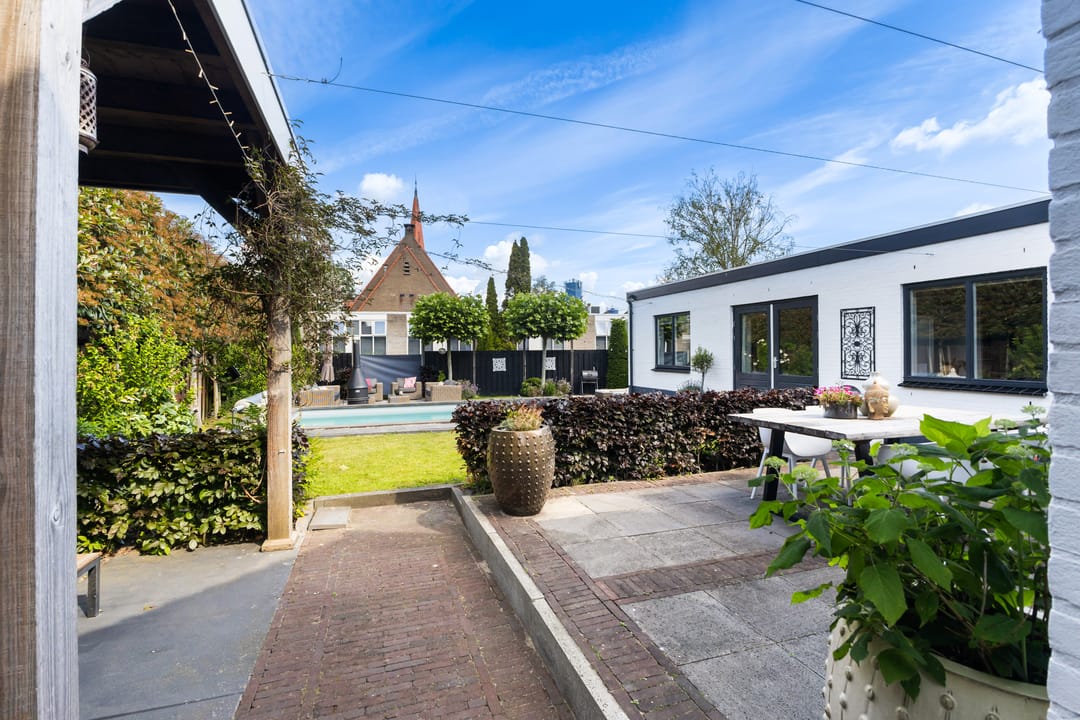 Photo 43 of Adriaan Heijnisstraat 1