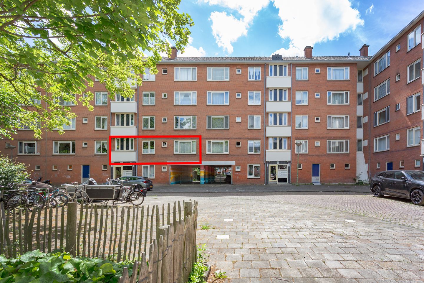 Foto 35 van Den Helderstraat 86