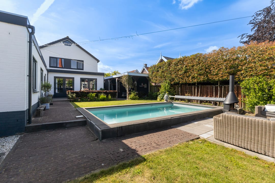 Photo 46 of Adriaan Heijnisstraat 1