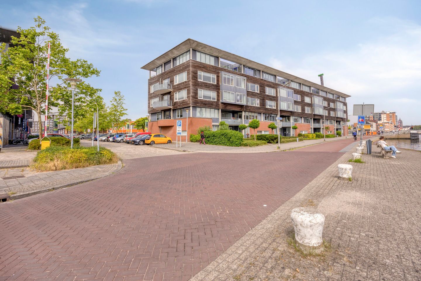 Foto 44 van Zuideinde 233