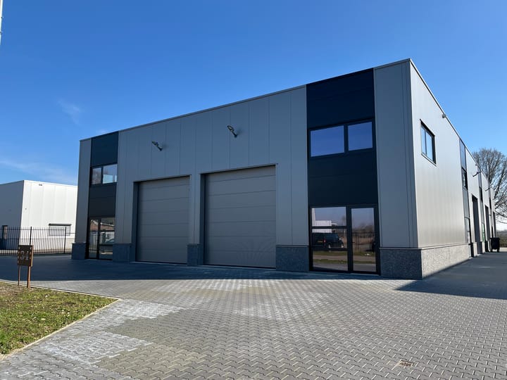 Boerenovenweg 12, Tienray