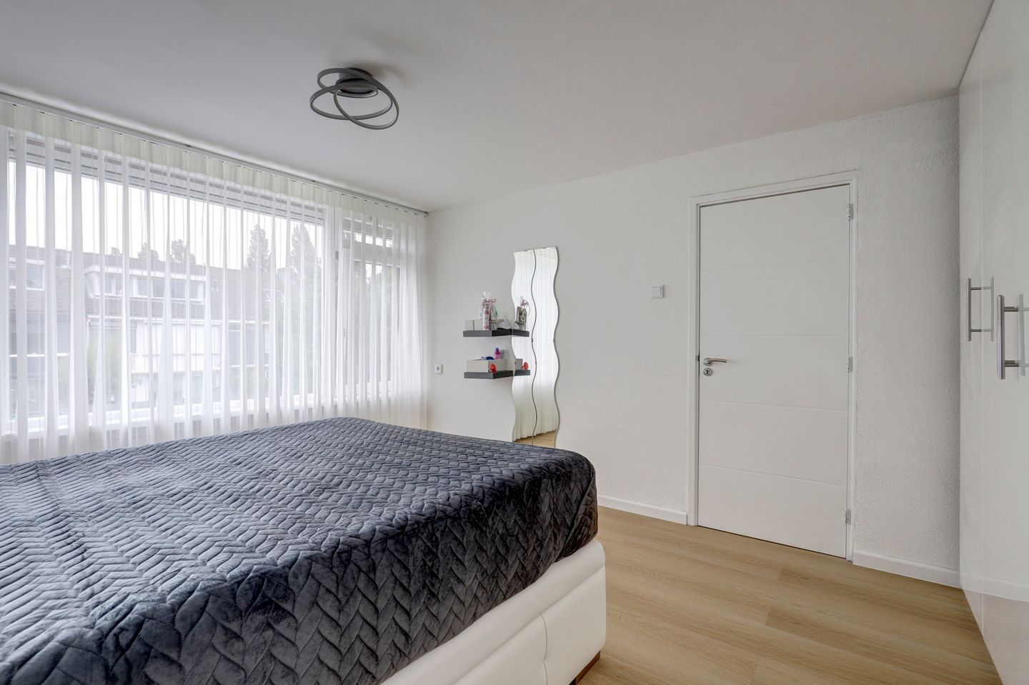 Photo 20 of Gerard Doustraat 8