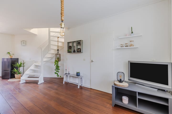 Tussenwoning te koop: Meerkoet 9, Mijdrecht