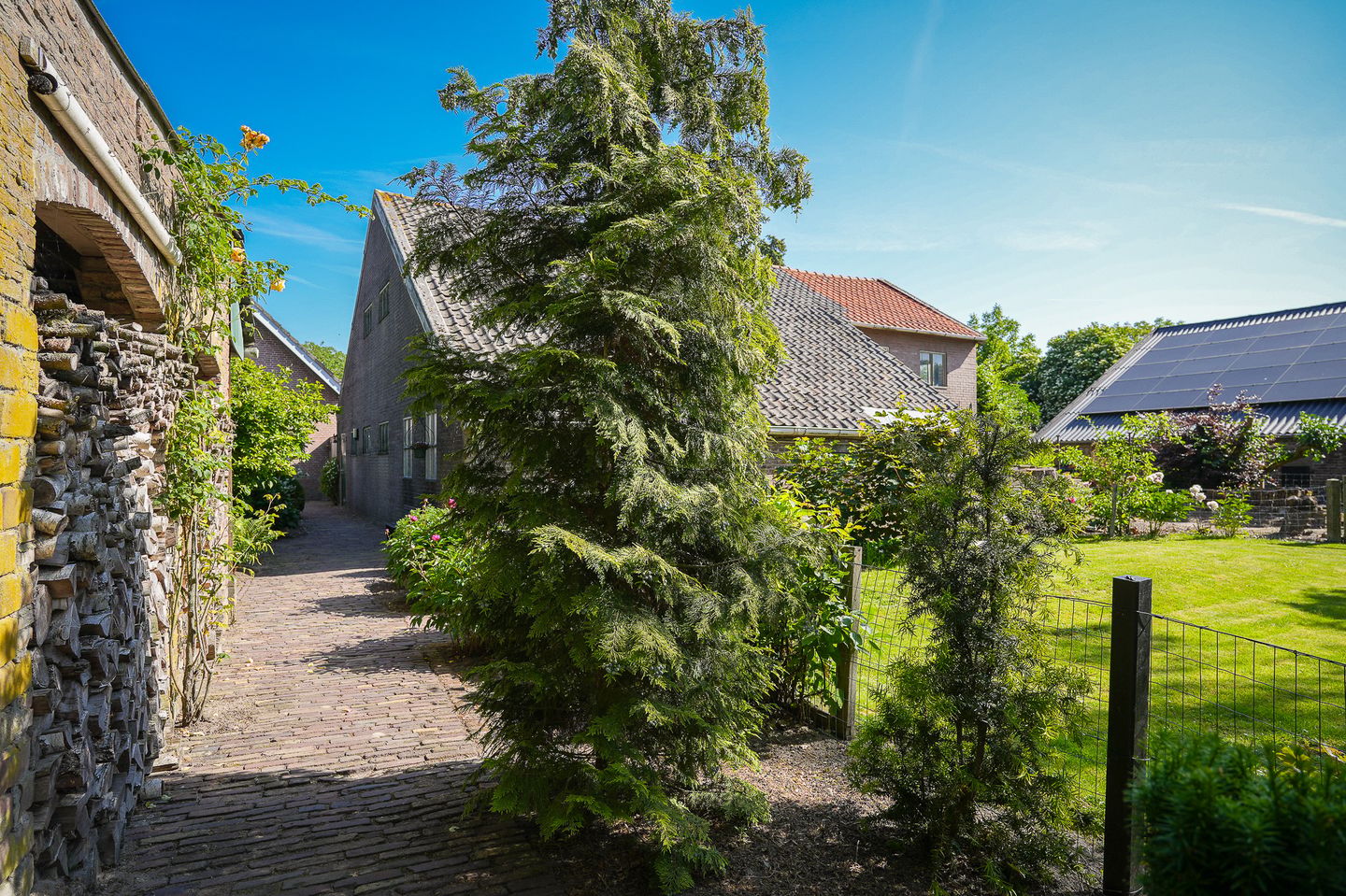 Photo 50 of Kerkstraat 31