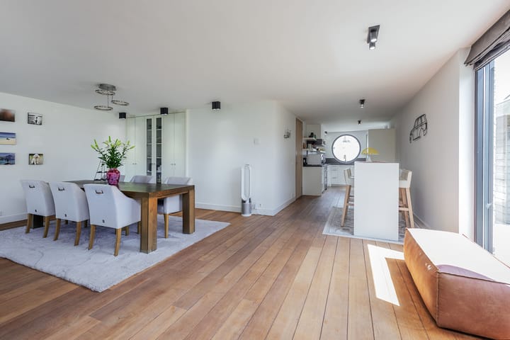 Twee-onder-één-kap te koop: Goudenregenstraat 25, Aalsmeer