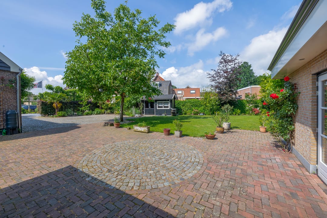 Photo 41 of Heistraat 38