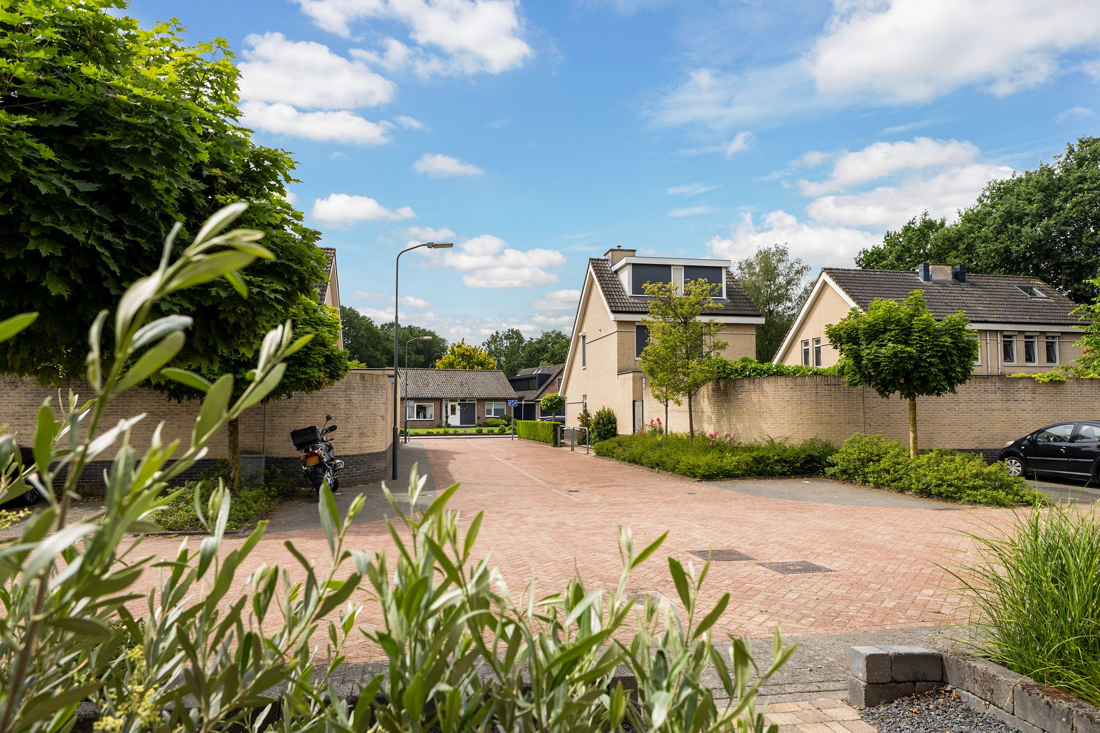 Photo 36 of Westeinde 12