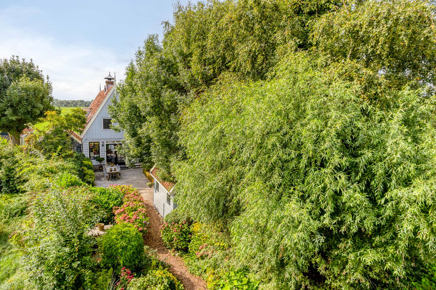 Photo 89 of Dorpsstraat Holysloot 23