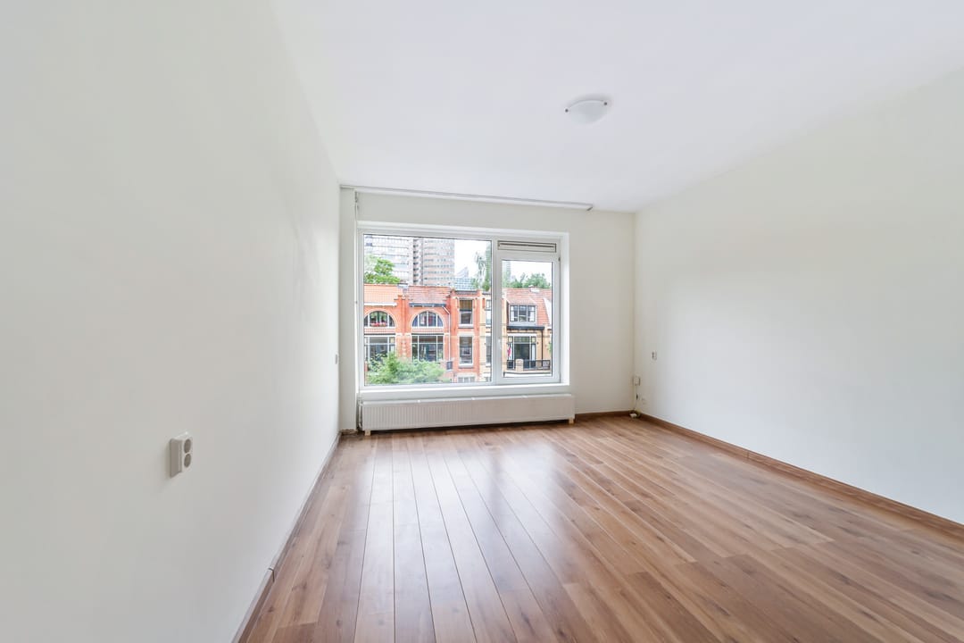 Photo 7 of Emmastraat 72
