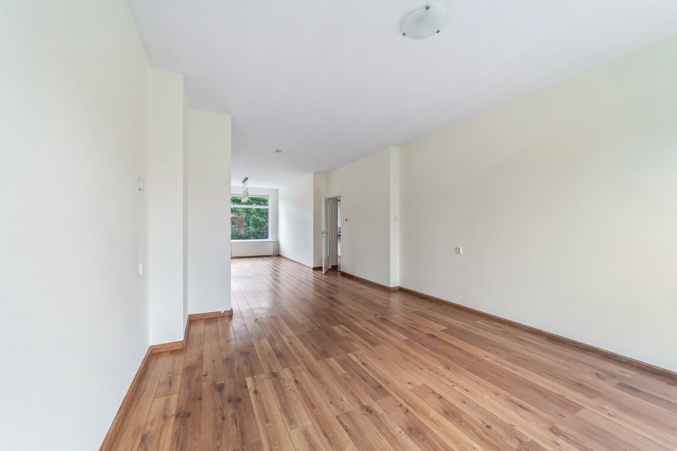 Photo 9 of Emmastraat 72