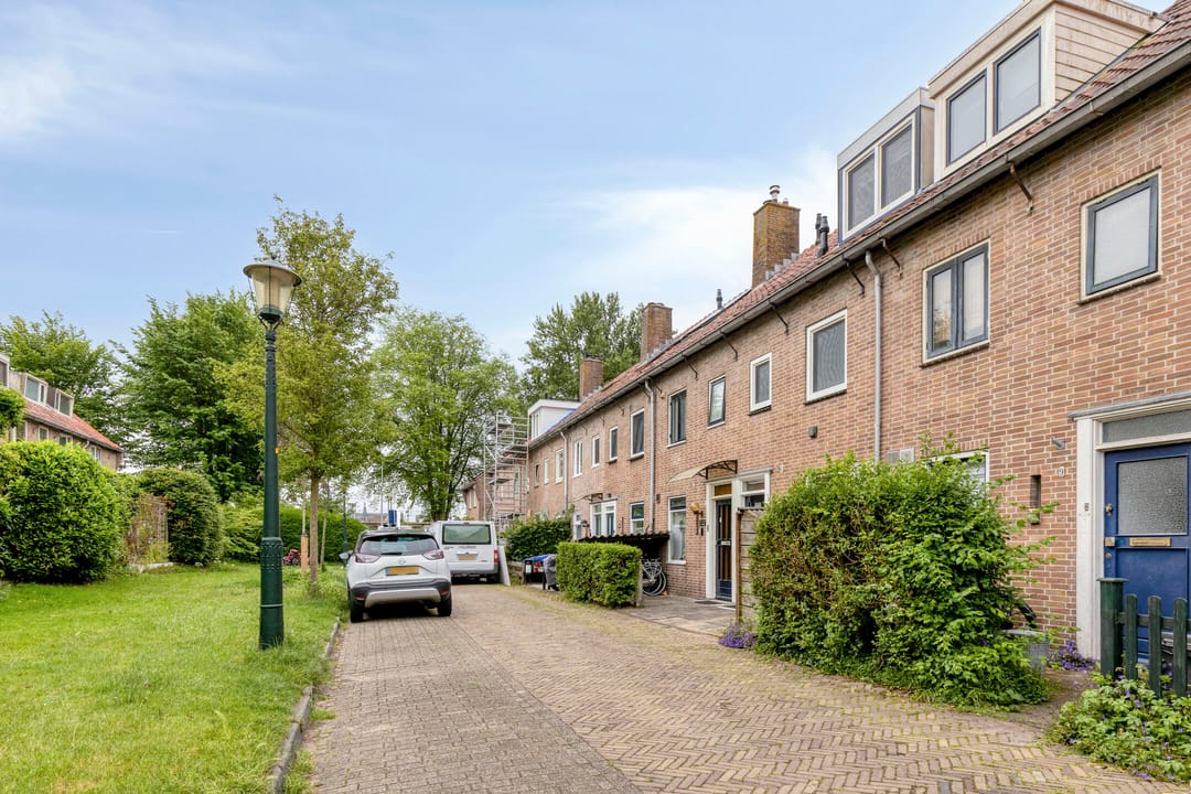 Photo 7 of Madeliefstraat 8