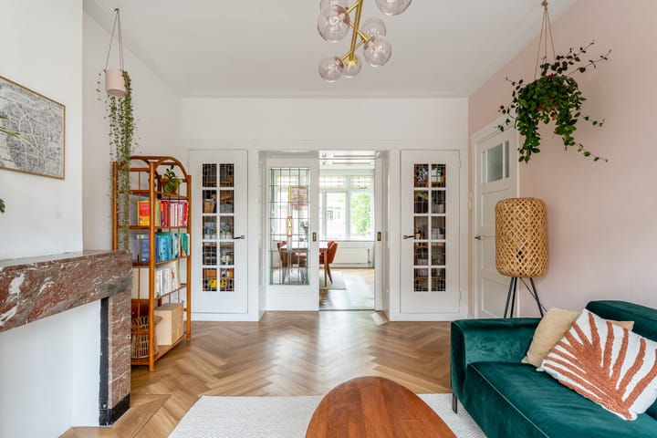Photo 2 of Van Houtenstraat 17-A