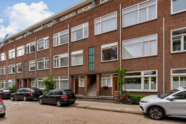 Photo 3 of Van Houtenstraat 17-A