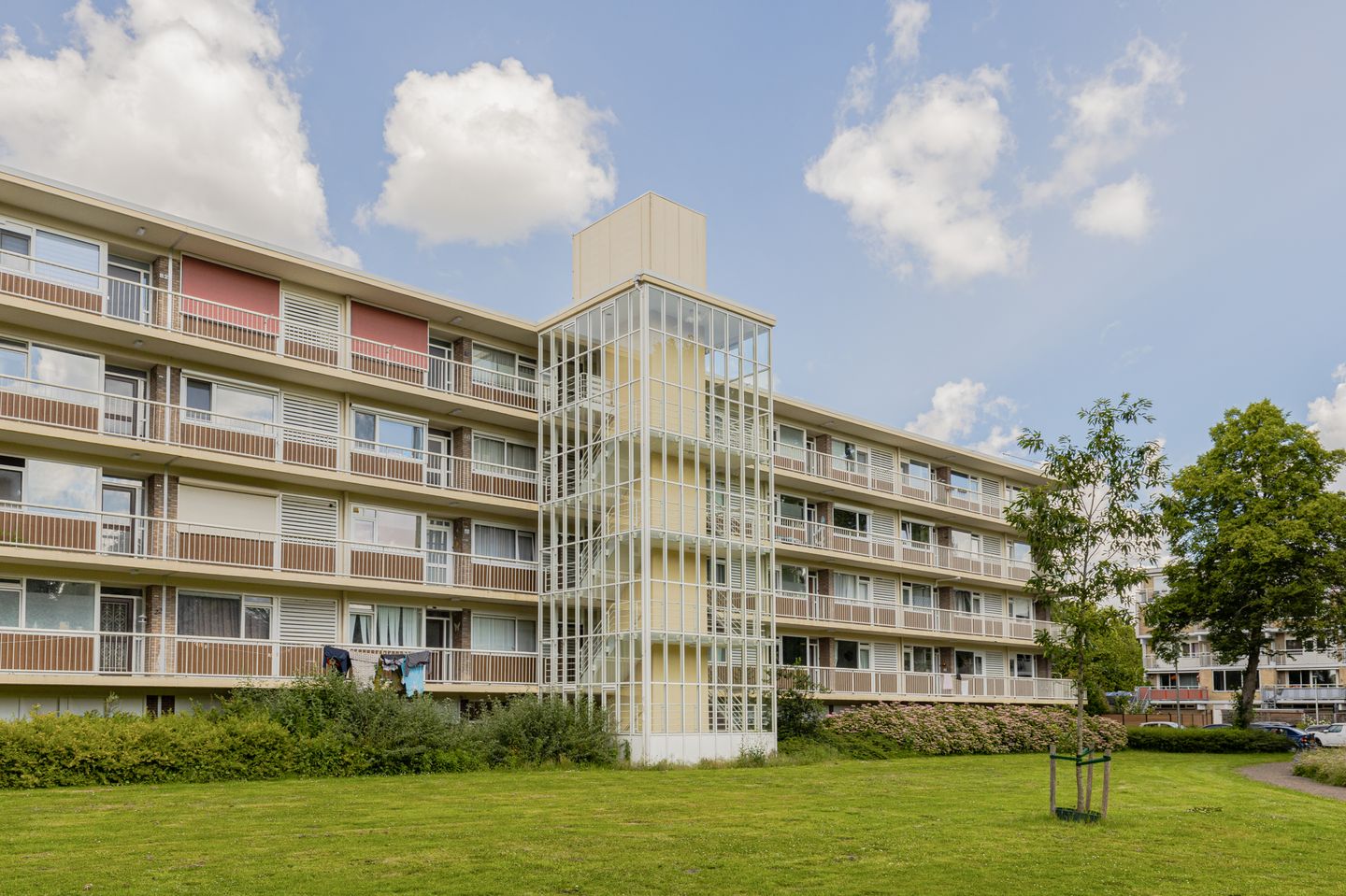 Photo 35 of Maarten Lutherweg 18