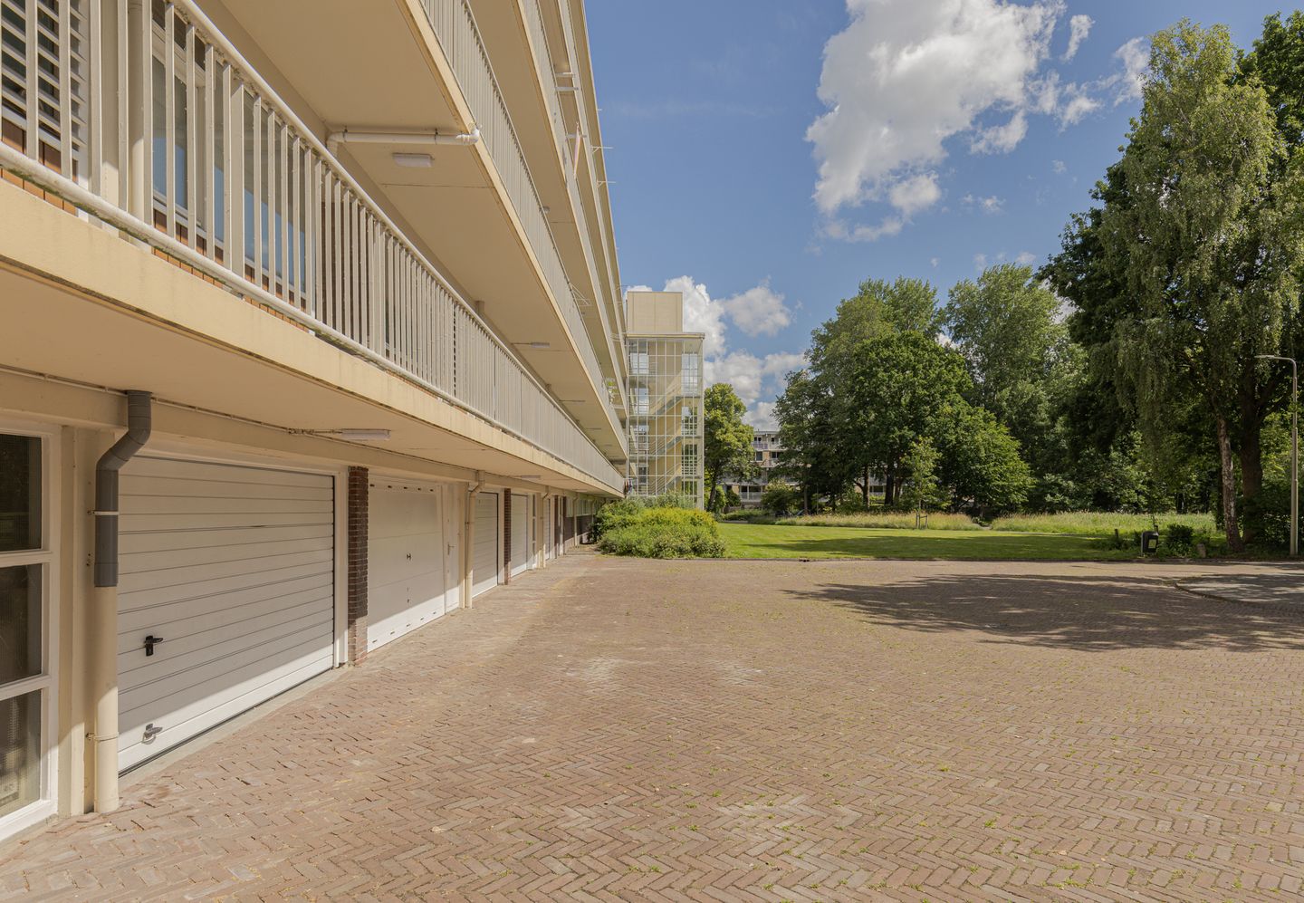 Photo 34 of Maarten Lutherweg 18