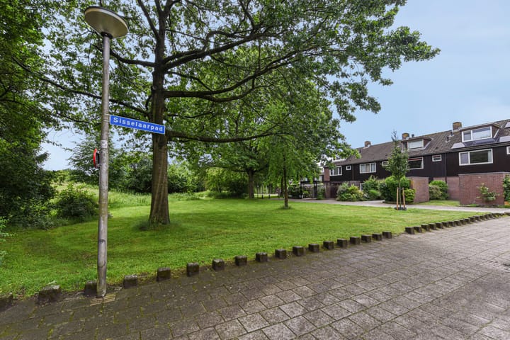 Tussenwoning te koop: Sisselaarpad 15, Amersfoort