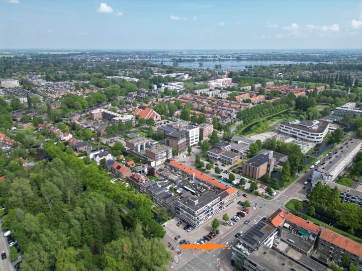 Photo 4 of van Limburg Stirumstraat 12
