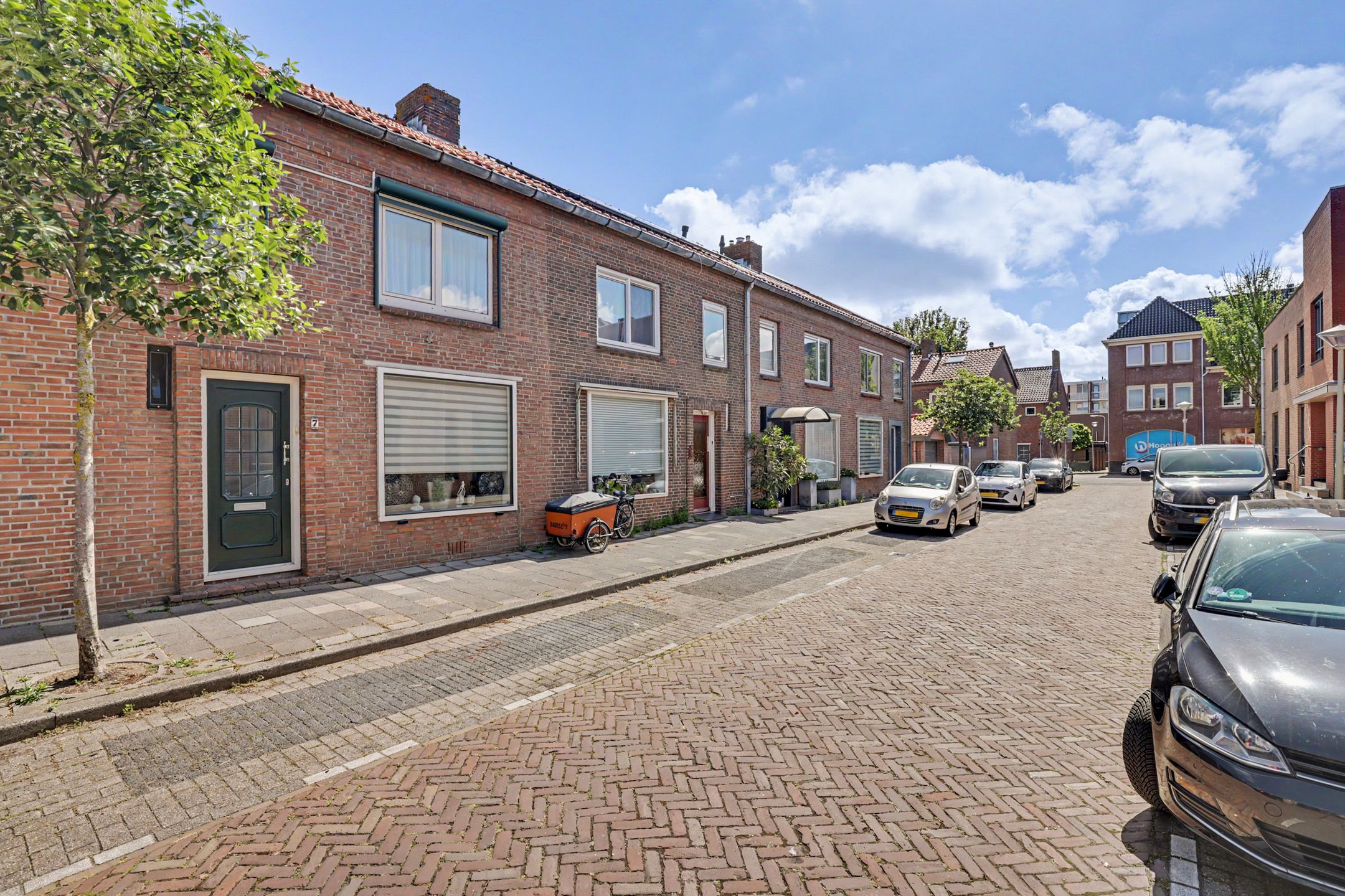 Photo 27 of Ahornstraat 7