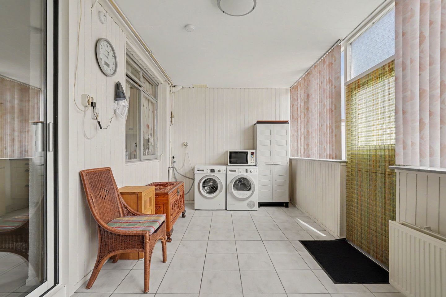 Photo 10 of Ahornstraat 7