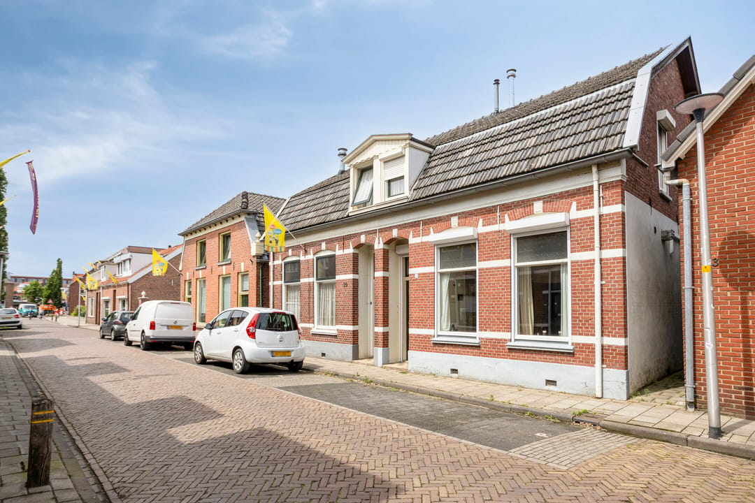 Foto 1 van Schoolstraat 31