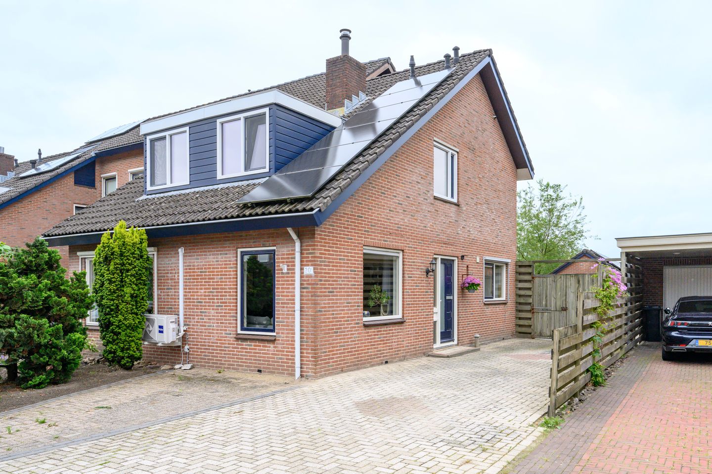 Foto 1 van Hoofdweg 20-A