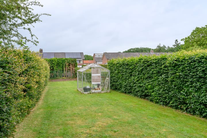 Hoekwoning te koop: Hoofdweg 20A, Loenen